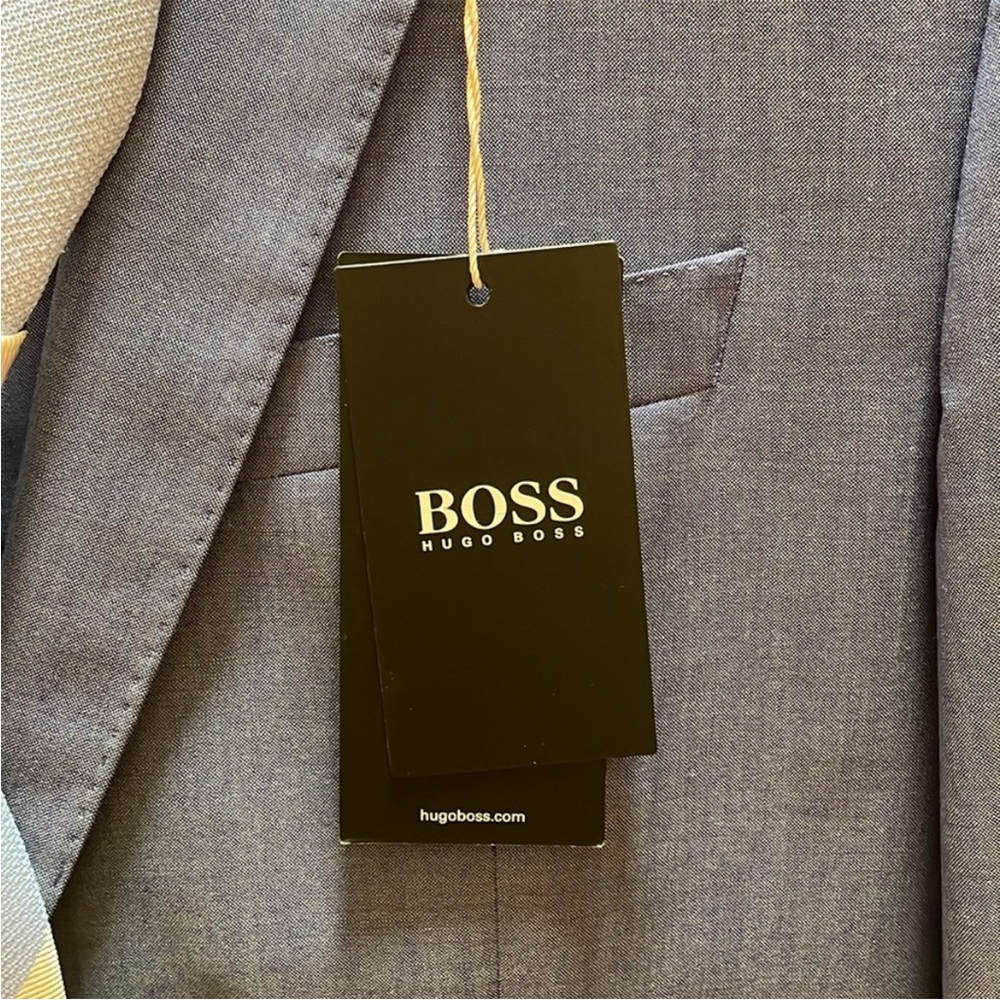 Hugo Boss HUGO BOSS Mens Suit 40R (Jacket and Pants Included) - Picture 3 of 11